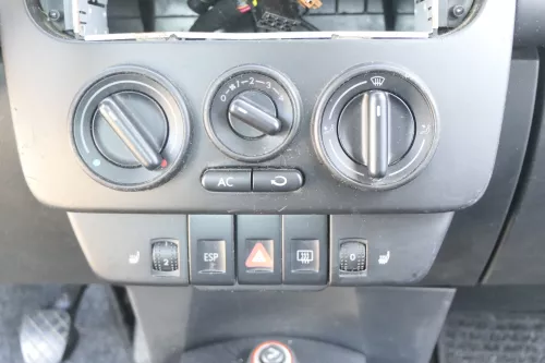 VW New Beetle 9C Heizungsbedienteil Regler Heizung 1C0820045E Schalter Klima