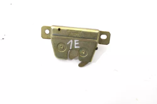 VW Golf 3 4 1E Cabrio Heckschloß Schloß unten an Heckklappe 1E0827505 Fanghaken