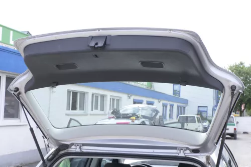 VW Polo 9N3 9N Heckklappe Kofferraumklappe Klappe silber LA7W ohne Anbauteile (159775)