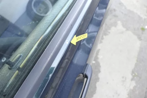 VW Golf 3 4 1E Cabrio Tür vorne rechts Beifahrertür grün - ohne Anbauteile (159795)