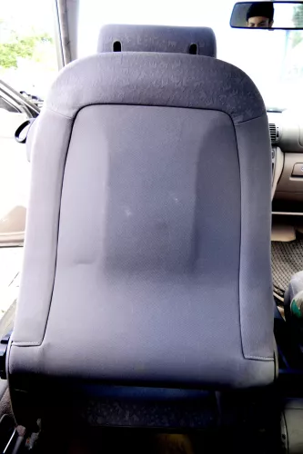 A3 8L Sitz Fahrersitz vorne links 2/3-Türer klappbar höhenverstellbar muschel (160013)