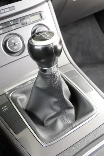 VW Passat 3C 5-Gang Schaltknauf Schaltsack Schaltung Schaltknüppel original Sch (160027)