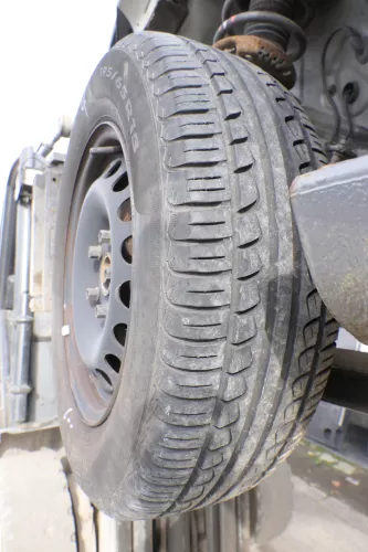 VW Golf 5 6 Touran Sommerreifen Reifen Felgen 195/65 R15 91V Caddy    5-6mm (160117)