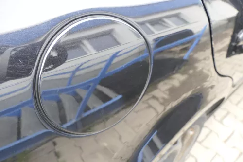 Skoda Octavia 1U Limousine Tankdeckel Deckel Tank Tankverschluß schwarz LF9R (160211)