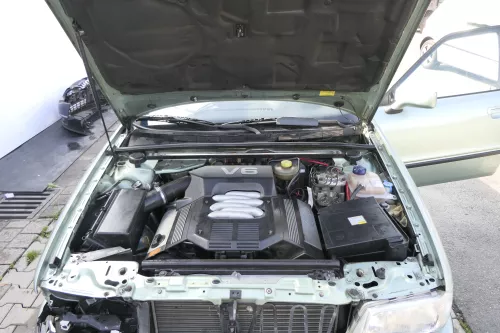 Audi 80 8C A6 4A Motor Block ABC 2,6 110kw 150PS 5V 2.6 - ca. 193.000 km ohneAnb