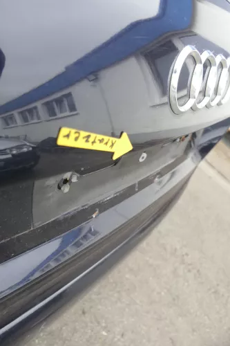 Audi A4 B6 8E Kombi Avant hinten Heckklappe mit Scheibe Deckel blau LZ5L ohneAnb (160439)