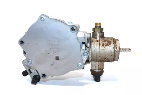 VW Golf Touran Tiguan Benzinpumpe 06J127025J Benzin 2,0 TFSI CCZB (160559)