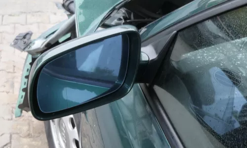 Audi A3 8L elektrischer Spiegel Außenspiegel links mit Glas grün LZ6L kaktusgrün