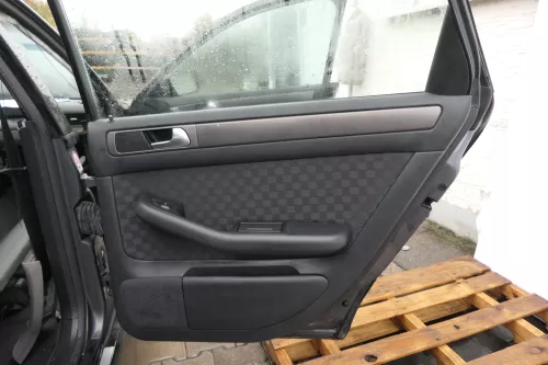 Audi A6 4B Türverkleidung Verkleidung Tür vorne hinten links rechts soul schwar (160826)
