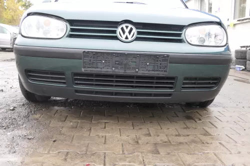 VW Golf 4 1J Stoßstange vorne Stoßfänger vorn grün LC6M Frontstoßstange