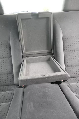 Golf 4 Limousine Sitz Rückbank Rücksitzbank Sitzfläche Sitze Kopfstützen Velour (161088)
