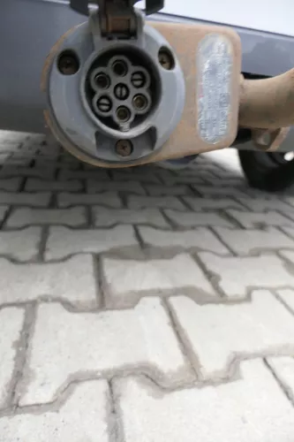 VW Polo Kombi 6KV feste starre Anhängerkupplung mit Kabelbaum (161149)