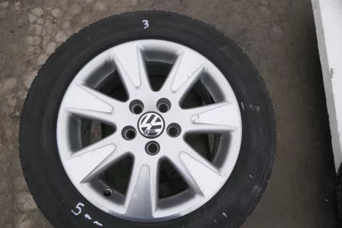 1x Golf 5 Eos Passat Original Alufelge Alu 3C0601025AE 7J x16H2 ET45 Touran   3 (161294)