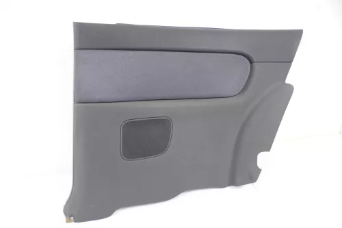 1x Audi A3 8L Seitenverkleidung Seite Verkleidung Tür rechts hinten 2/3-Türer (161361)