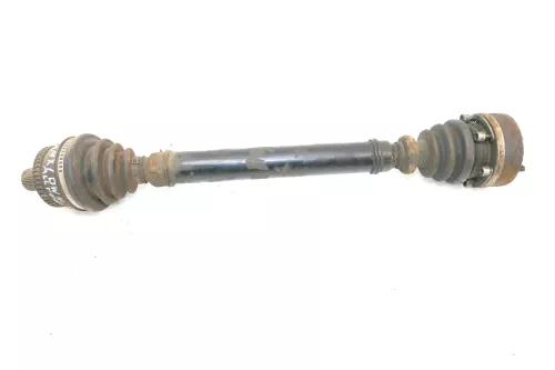 VW Passat 3B Audi A4 B5 Antriebswelle Gelenkwelle rechts 4B0407272B 4B0407452KX