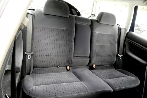 VW Passat 3B 3BG Kombi Variant Sitz Rückbank Rücksitzbank ohneKopfstützen Velour