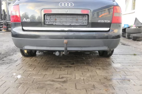 Audi A6 4B Kombi Avant Stoßstange hinten Heckstoßstange schwarz LZ9W - PDC