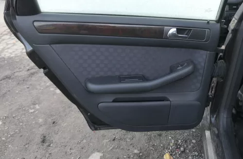 4x A6 4B Türverkleidung Verkleidung Tür vorne hinten links rechts onyx (161561)