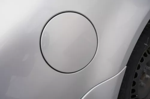 VW Passat 3B5 3B2 Kombi Tankdeckel Klappe Tankklappe Deckel Tank silber LB7Z