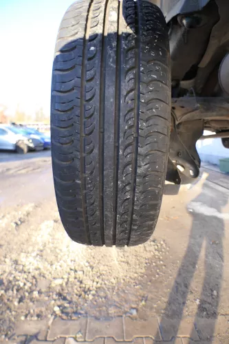 VW Polo 9N 6R Felgen Reifen 195/55 R15 85H Sommerreifen ca. 4-6mm  (161868)