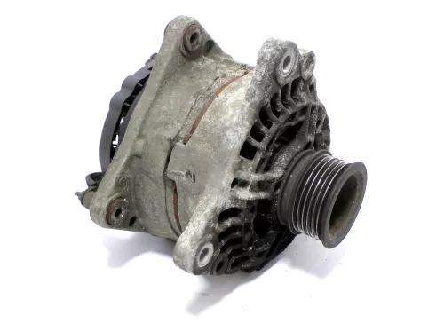 VW Golf 4 Audi A3 8L Lichtmaschine Generator 038903018P 90A 028903028D (162033)
