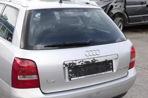 Audi A4 B5 Avant Facelift Heckklappe Klappe hinten silber LY7W Facelfit Scheibe (162130)