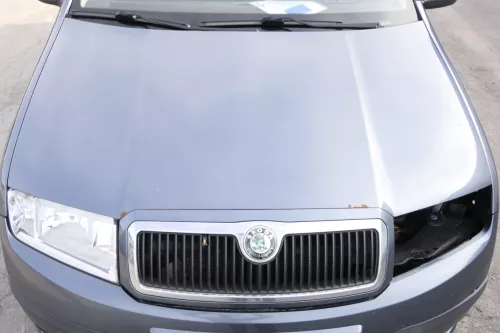 Skoda Fabia 6Y Motorhaube Klappe vorne grau LF7V mit Grill vorn