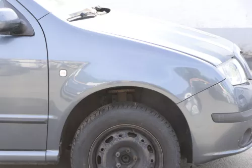 Skoda Fabia 6Y Kotflügel vorne rechts grau LF7V auch Kombi