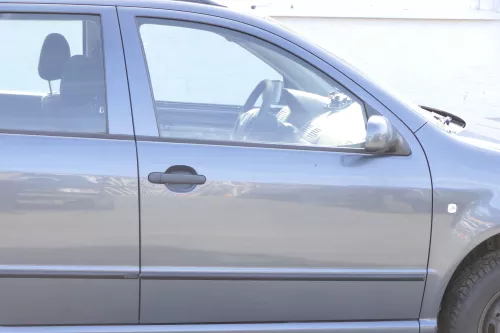 Skod Fabia 6Y Kombi Limousine Tür vorne rechts Beifahrertür grau LF7V ohne Anbau