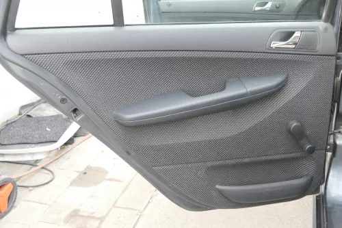 4 x Skod Fabia 6Y Kombi Combi Türverkleidung Verkleidung Tür vorne links hinten (162167)