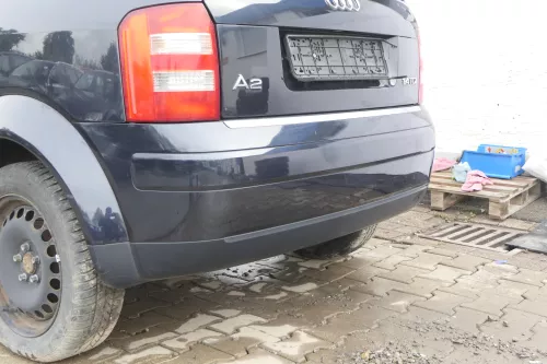 Audi A2 8Z Stoßstange hinten Heckstoßstange blau LZ5Q kobaltblau (162200)