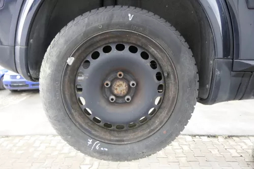 4x Audi A2 Reifen Felgen 175/60 R15 81H M+S Winterreifen Reifen 8Z0601027 5-7mm (162220)