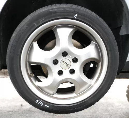 VW Passat 3C Golf Reifen Sommerreifen 225/45 R17 91V Alufelgen Felgen 4-6mm