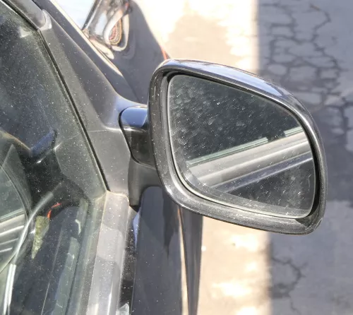 VW Golf 4 Bora manueller Spiegel vorne rechts Außenspiegel schwarz L041 (162428)