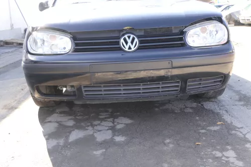 VW Golf 4 1J Stoßstange vorne Stoßfänger vorn schwarz L041 Frontstoßstange