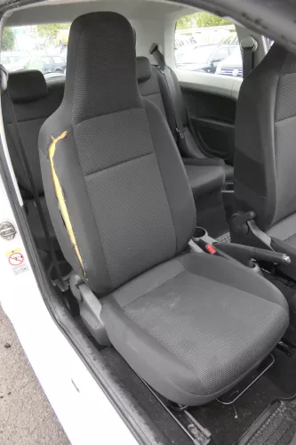 VW Up Mii Citigo Sitz Beifahrersitz vorne rechts schwarz dunkelgrau Airbag-offen