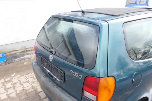 VW Polo 6N Heckklappe Klappe hinten Kofferraumklappe mit Scheibe grün LC6P (162582)