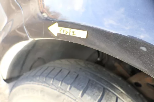 VW Passat 3B Kotflügel vorne links schwarz LC9Z blackmagic (162646)