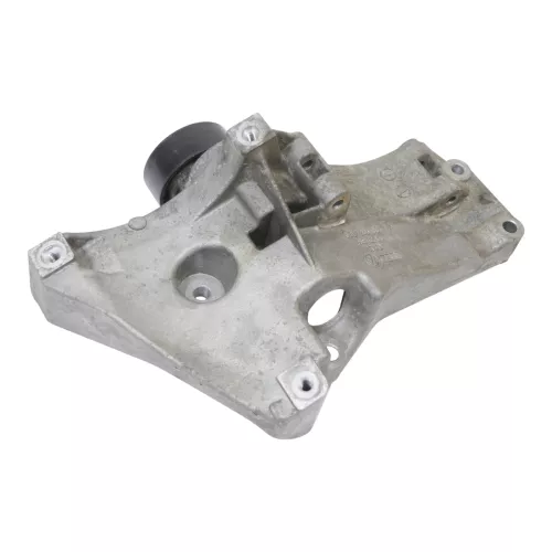 VW Golf 5 Halter Konsole Lichtmaschine Träger 036260883 B 1,4 BCA 55kw 75PS