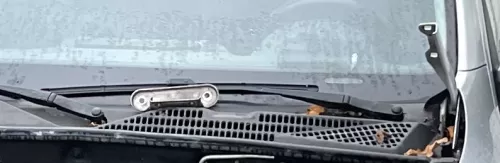 VW Amarok 2H Wischerarm Aero Twin Arm Scheibenwischer vorne links 2H1955409B