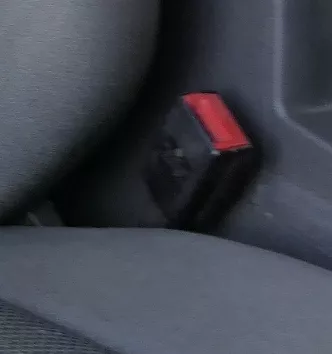 VW Amarok 2H Gurtschloß Schloß Gurt 2H0857878L vorne rechts Beifahrersitz Sitz