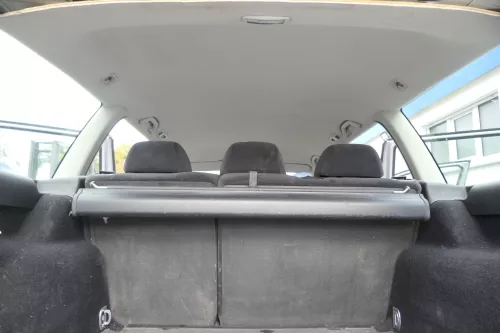 VW Passat 3B 3BG Kombi Variant Sitz Rückbank Rücksitzbank 3 Punkt Gurt dunkel (163306)