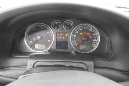 VW Passat 3BG Tacho Tachometer Kombiinstrument 229.000km 3B0920829A Diesel TDI