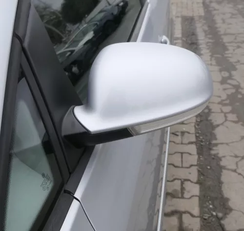 VW Golf 5 5M1 Plus elektrischer Spiegel Außenspiegel links Blinker silber LA7W c
