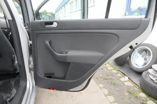 VW Golf Plus 5M 4x Türverkleidung Verkleidung Tür vorn hinten links schwarz (163511)
