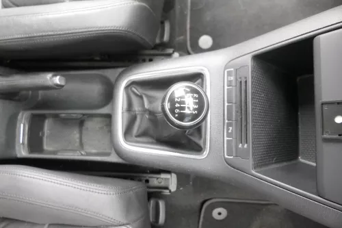 VW Golf Plus 5M Schaltknauf Schaltsack Schaltung Schaltknüppel 6-Gang Leder (163547)