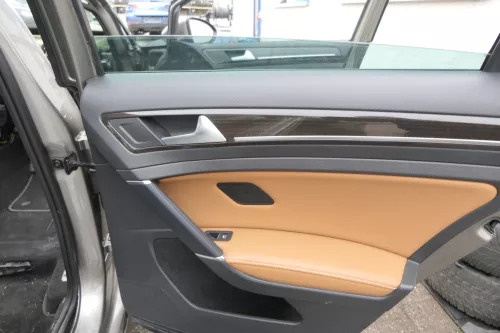 VW Golf 7 5G Limousine Türverkleidung Tür vorn hinten 4/5-Türer Leder braun (163678)