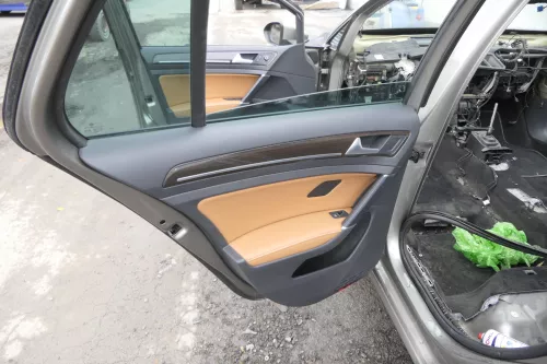 VW Golf 7 5G Limousine Türverkleidung Tür vorn hinten 4/5-Türer Leder braun (163678)