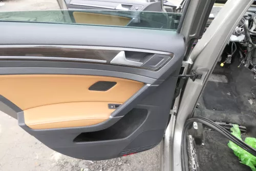 VW Golf 7 5G Limousine Türverkleidung Tür vorn hinten 4/5-Türer Leder braun (163678)