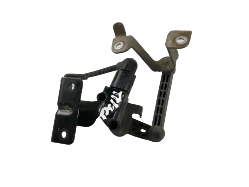 VW Golf 7 A3 Touran A3 Sensor Leuchtweitenregulierung Niveausensor hinten